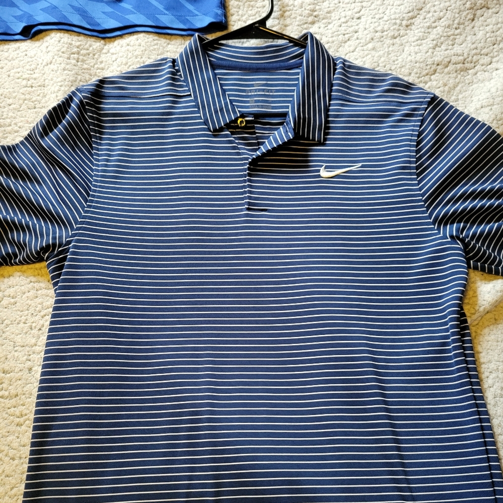 Nike golf polo size small